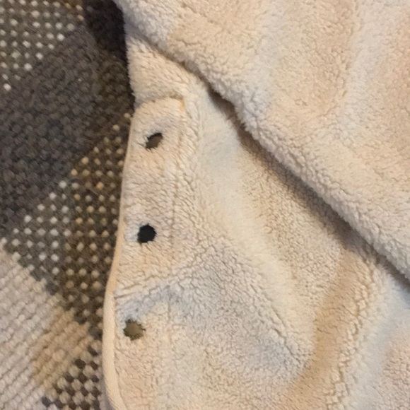 Chaps Fleece Pullover - Picture 5 of 7